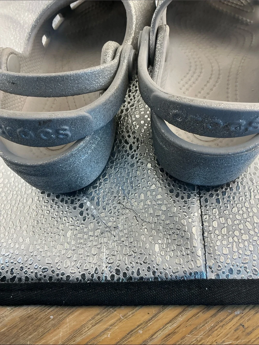 CROCS good karin